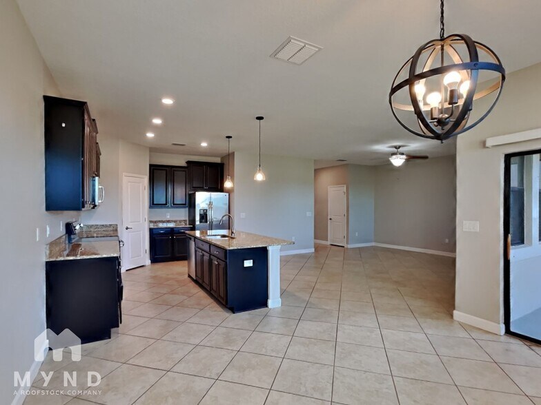 Building Photo - 10159 Newminster Loop