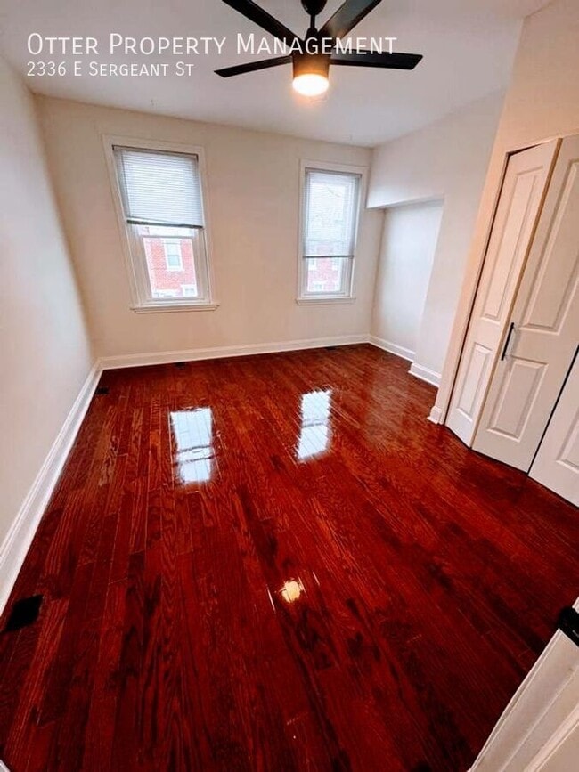 Building Photo - 2336 E Sergeant St