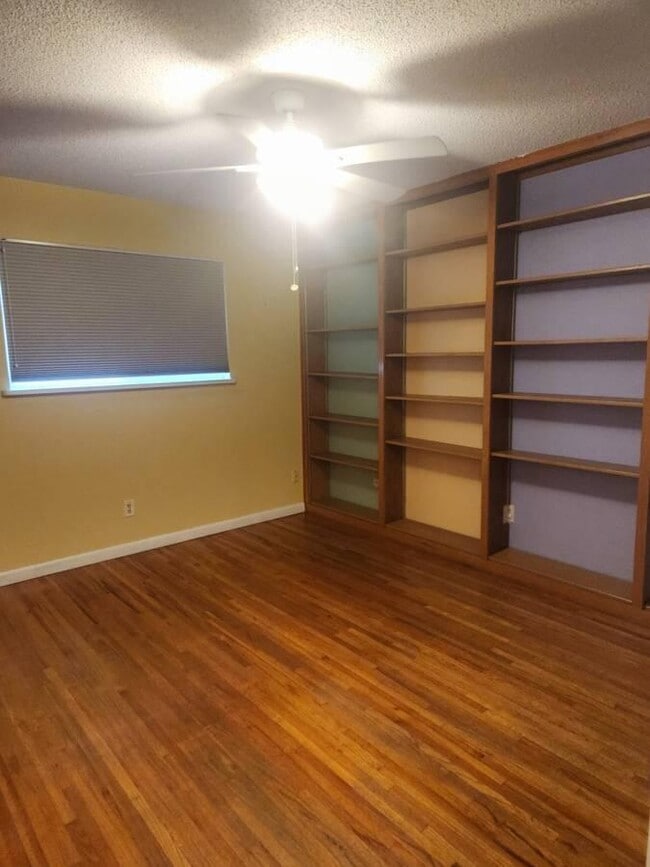 Building Photo - 2408 Cutler Ave NE