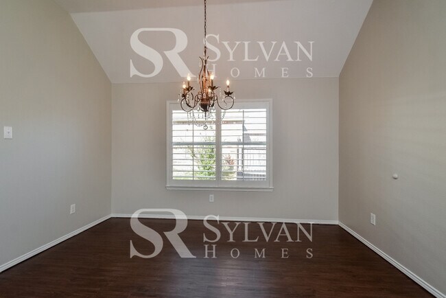 Building Photo - Lease today! No extra charge for contentment and relaxation!