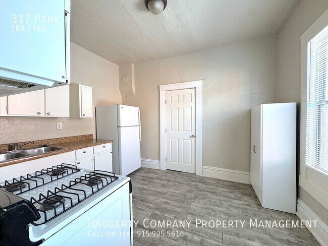 Building Photo - 317 Park-