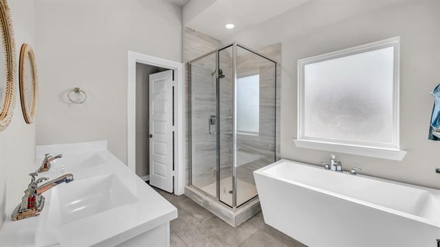 Building Photo - 2357 Longspur Dr