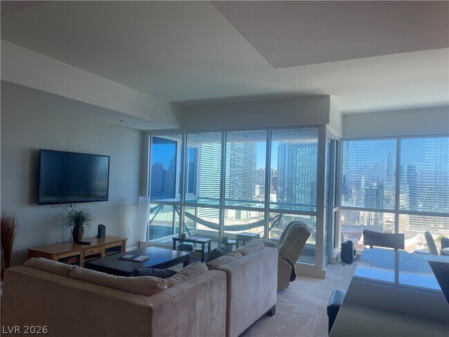 Building Photo - 4525 Dean Martin Dr