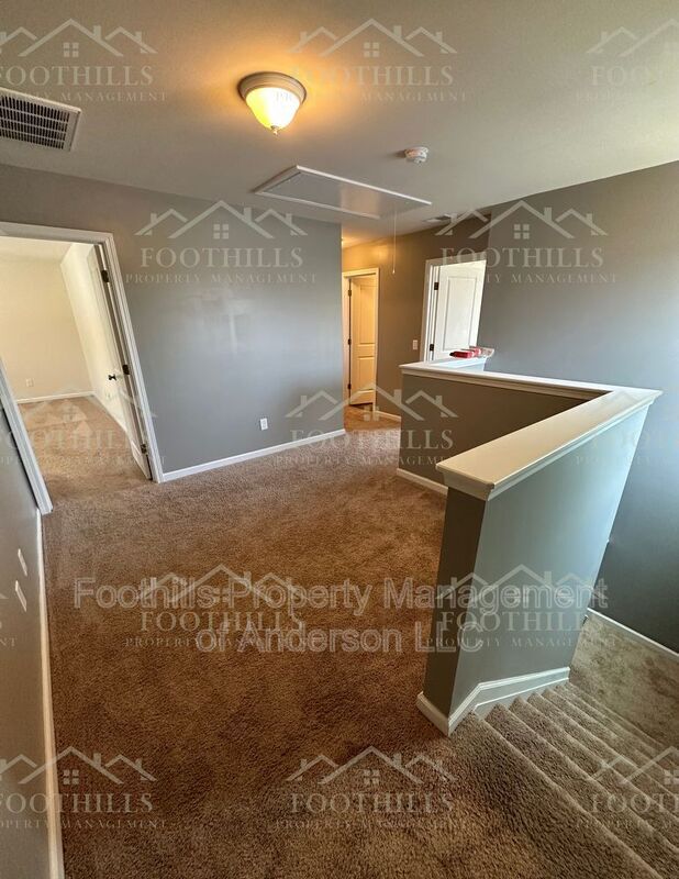 Building Photo - 123 Traditions Blvd