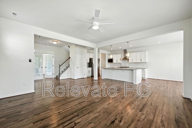 Building Photo - 9893 Honeybee Dr