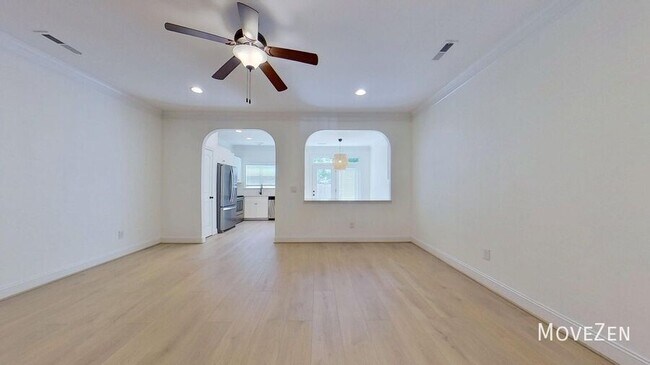Building Photo - 1167 Augustine Heights Dr