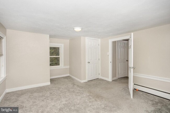 Building Photo - 536 Lewisberry Rd