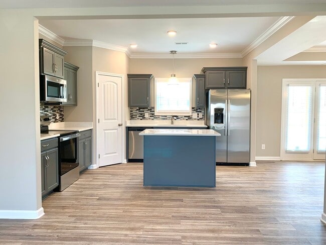 Building Photo - 448 Ayden Ln