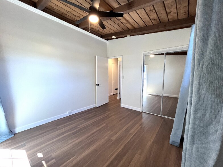 Building Photo - 201 Anapalau St