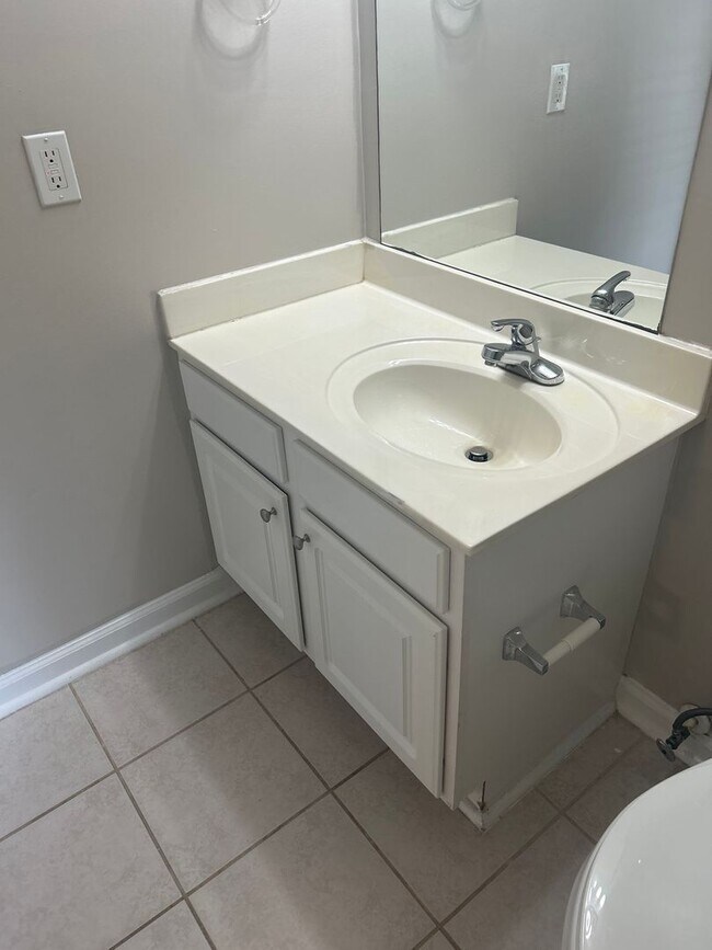 Building Photo - 07-103 Barrett