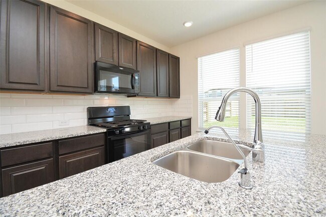 Building Photo - 20711 Westfield Grove Pl