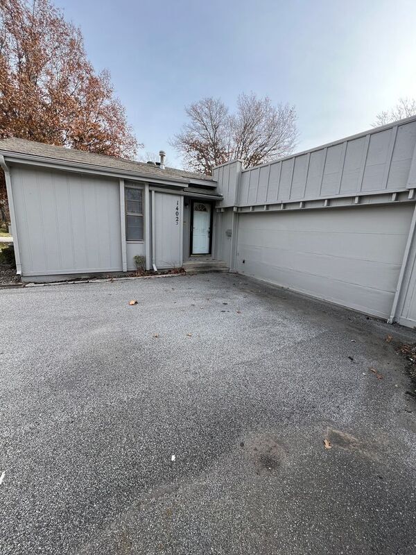 Building Photo - 14025 Ballantrae Dr