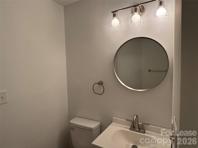 Building Photo - 6523 Clavell Ln
