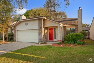 Building Photo - Great Home in Niceville!