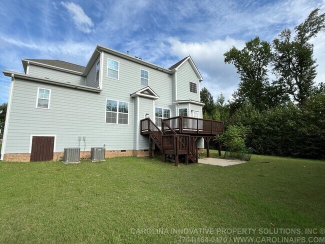 Building Photo - 385 Hawks Creek Pkwy