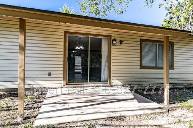 Building Photo - 118 N Meadow St