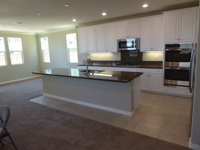 Building Photo - 4-Bedroom Home with Solar, Loft, and Gated...