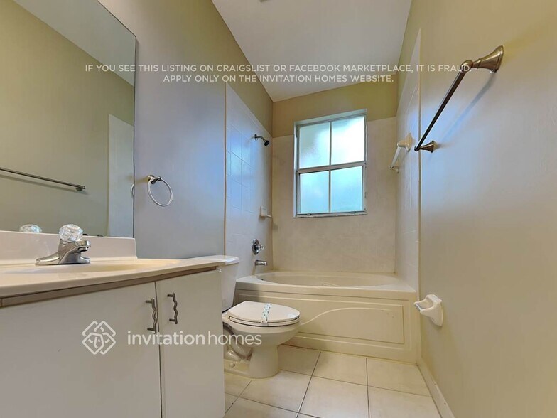 Building Photo - 15349 SW 119th Ln