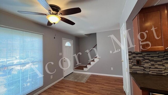 Building Photo - 73 Tarryton Court West