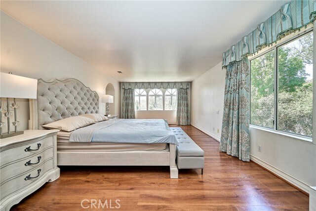 Building Photo - 1089 Village Dr
