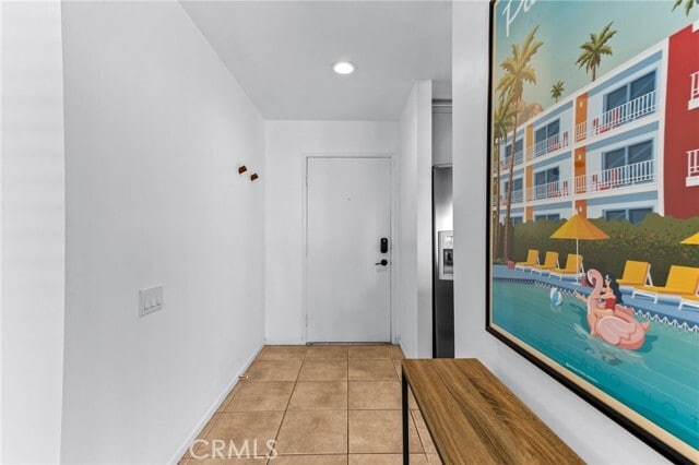 Building Photo - 2564 N Aurora Dr