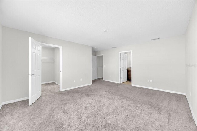 Building Photo - 6321 Tillandsia Pl