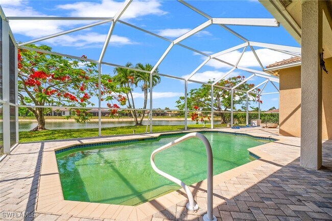Building Photo - 1072 Port Orange Way