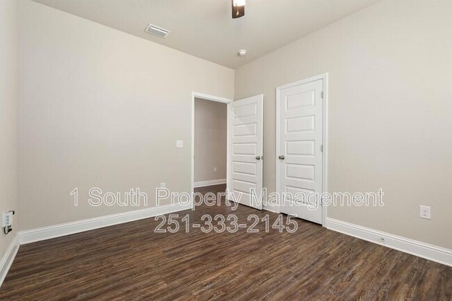 Building Photo - 9376 Swan Point Rd