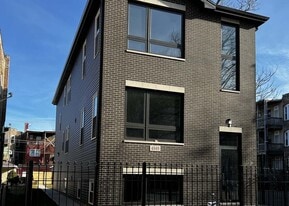 Building Photo - 4949 S Wabash Ave