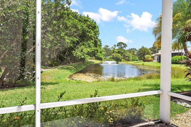 Building Photo - 9036 Sand Pine Ln