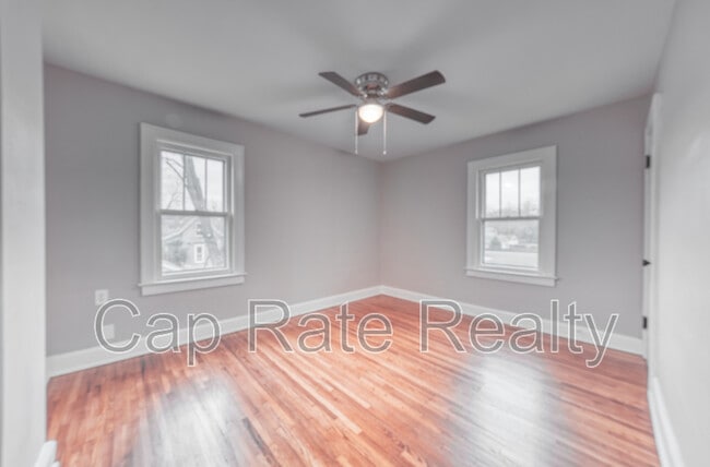 Building Photo - 508 Thurman Ave