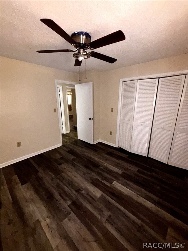 Building Photo - 1134 SE 3rd St