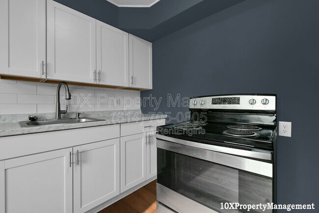 Building Photo - 455 S Napoleon Ave