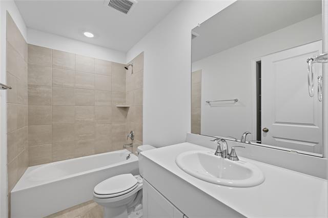 Building Photo - 6645 Vly Lk Ln