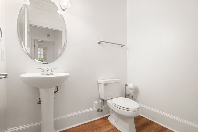 Building Photo - Freshly Updated 2BR/2BA Condo in Northeast Raleigh - Minutes to Downtown