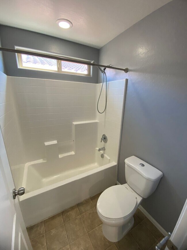 Building Photo - AMERICANA Property Mgmt - Beautiful 4 beds...