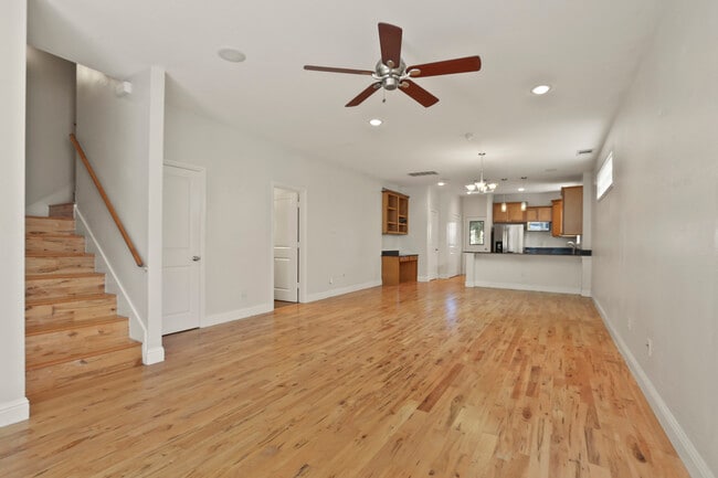 Building Photo - 5219 Richard Ave