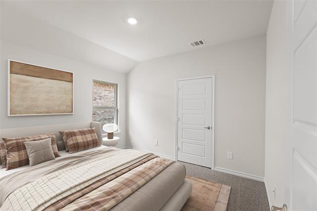 Building Photo - 647 Carters Grv Dr