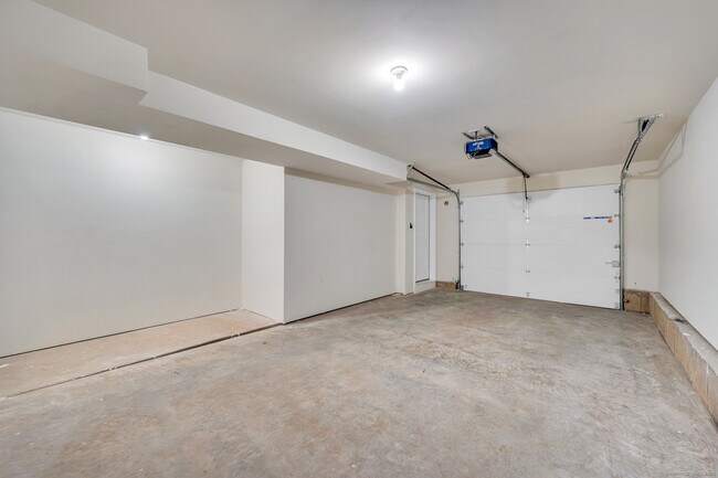Building Photo - 88 Woodhouse Ave