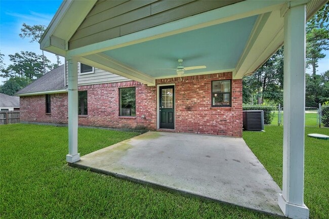 Building Photo - 710 W Rollingwood St
