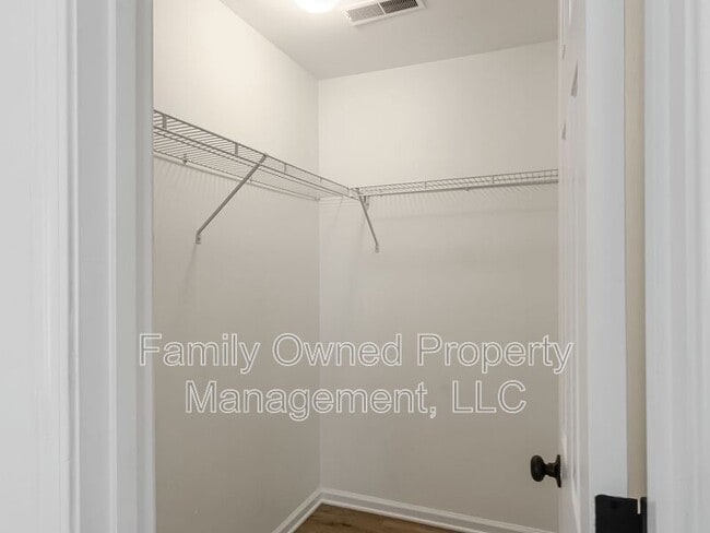 Building Photo - 5208 Copley Cir