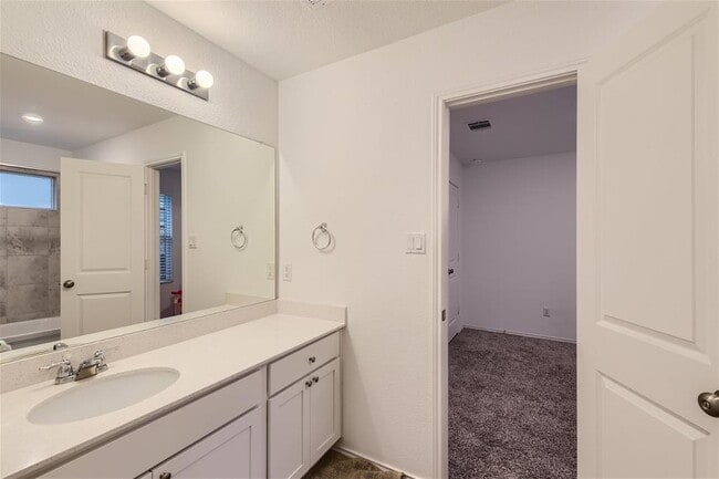 Building Photo - 1206 Chad Dr