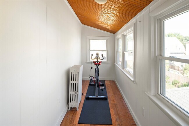 Building Photo - 43 Palmer St