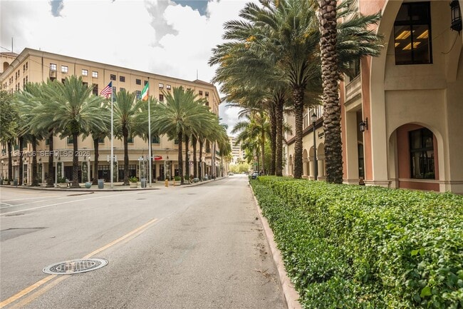 Building Photo - 55 Merrick Way