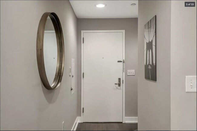 Building Photo - 3312 Hudson Ave