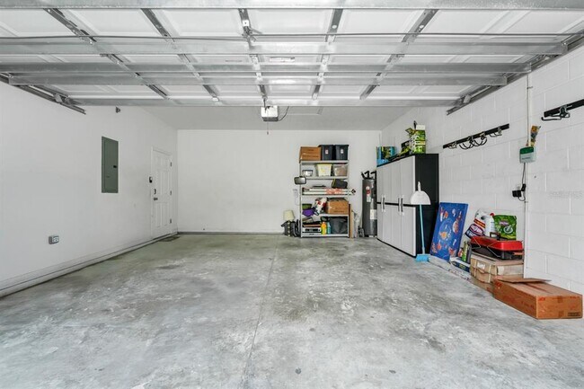Building Photo - 9821 Bennington Chase Dr