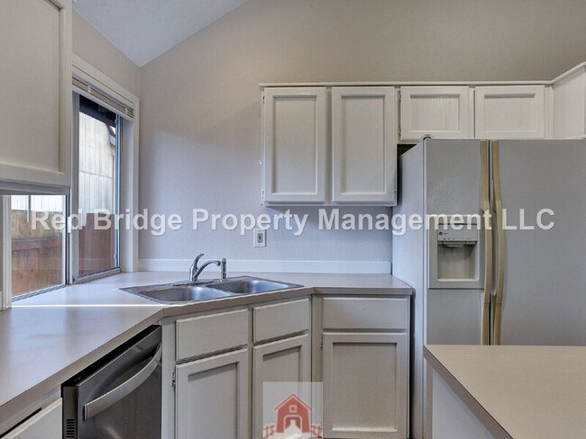Building Photo - 2356 SW 214th Pl
