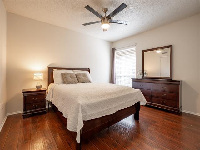 Building Photo - 5132 Amesbury Dr