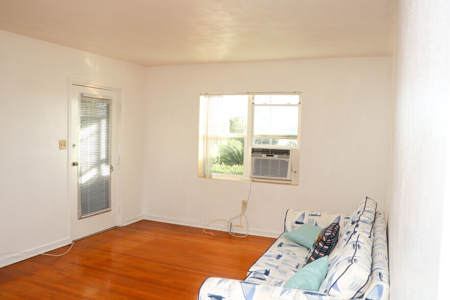 Building Photo - 129 Masterpiece Rd