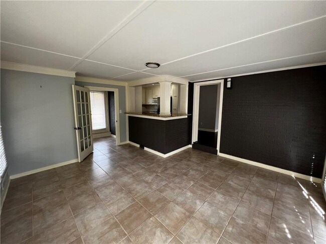 Building Photo - 3490 Sexton Woods Dr